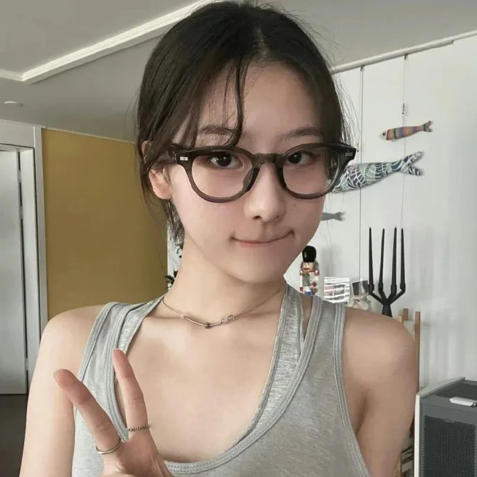兰闺飞尸 海报
