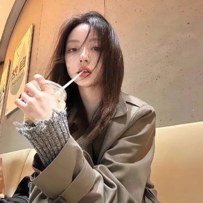 修业魔女璐璐萌 海报